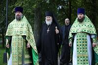 Архиерейское богослужение в Успенском храме села Стромынь