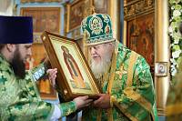Архиерейское богослужение в Успенском храме села Стромынь