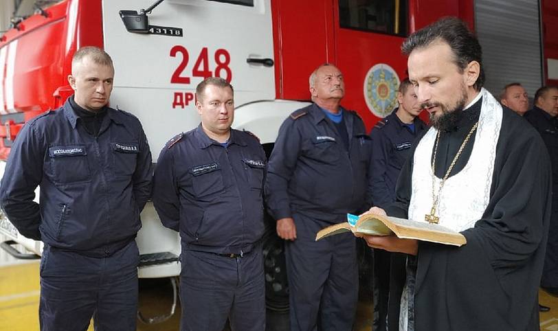 Молебен в пожарной части г. Дрезна