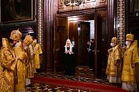 Митрополит Крутицкий и Коломенский Павел и архиереи Московской митрополии сослужили Святейшему Патриарху Кириллу за Божественной литургией в Храме Христа Спасителя