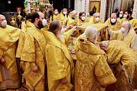 Митрополит Крутицкий и Коломенский Павел и архиереи Московской митрополии сослужили Святейшему Патриарху Кириллу за Божественной литургией в Храме Христа Спасителя