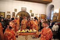 Архиерейское богослужение в Никольском храме деревни Полтево