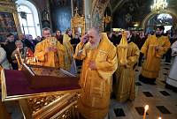 Архиерейское богослужение в Богородицерождественском храме Балашихи
