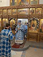 Архиерейское богослужение в храме иконы Божией Матери «Взыскание погибших» деревни Пуршево