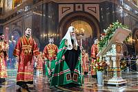 Пасхальная Великая вечерня в Храме Христа Спасителя
