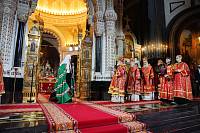 Пасхальная Великая вечерня в Храме Христа Спасителя