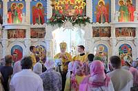 Архиерейское богослужение в Богородицерождественском храме села Гора 