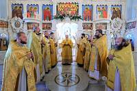 Архиерейское богослужение в Богородицерождественском храме села Гора 