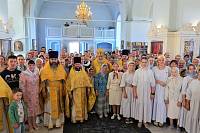 Архиерейское богослужение в Богородицерождественском храме села Гора 