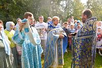 Соборное богослужение во Владимирском храме деревни Маврино