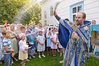 Соборное богослужение во Владимирском храме деревни Маврино