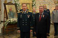 Награждение строителей Князь-Владимирского храма ведомственными наградами 
