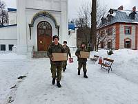 Передача гуманитарной помощи на Донбасс жителями деревни Нестерово