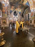 Благословение гуманитарного груза в Троицком соборе г. Щёлково