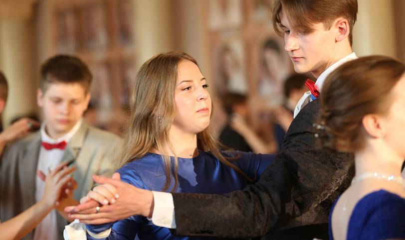 Бал для старшеклассников в Ногинске