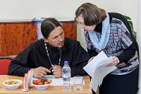 Защита выпускных квалификационных работ слушателями Миссионерско-катехизаторских курсов в Орехово-Зуеве