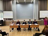 Круглый стол на тему «С ненавистью и ксенофобией нам не по пути»! в Щёлковском колледже