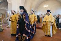 Архиерейское богослужение в Троицком храме деревни Аверкиево