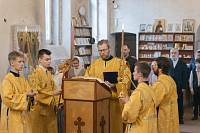 Архиерейское богослужение в Троицком храме деревни Аверкиево