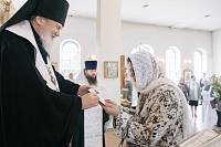 Вручение свидетельств о прохождении курсов по оказанию помощи пациентам в военных госпиталях