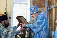 Архиерейское богослужение в Успенском храме на Стромыни 