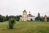 Архиерейское богослужение в храме Троица-Чижи деревни Часовня 