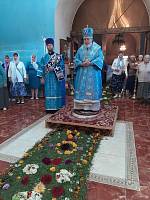 Архипастырский визит в село Красное 