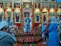 Архипастырский визит в село Красное 