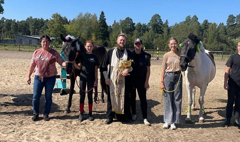Молебен о сохранении творения Божия в Орехово-Зуевских конноспортивных клубах