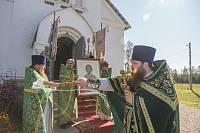 Престольный праздник в Троицком храме деревни Аверкиево