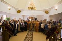 Архиерейское богослужение в Казанском храме села Петровское