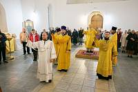 Архиерейское богослужение в Покровском храме деревни Воря-Богородское 