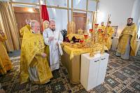 Архиерейское богослужение в Покровском храме деревни Воря-Богородское 