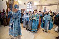 Престольный праздник в Казанском храме деревни Богослово 