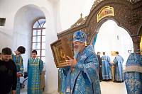 Престольный праздник в Казанском храме деревни Богослово 