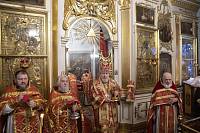 Архиерейское богослужение в Николо-Архангельском храме Балашихи 