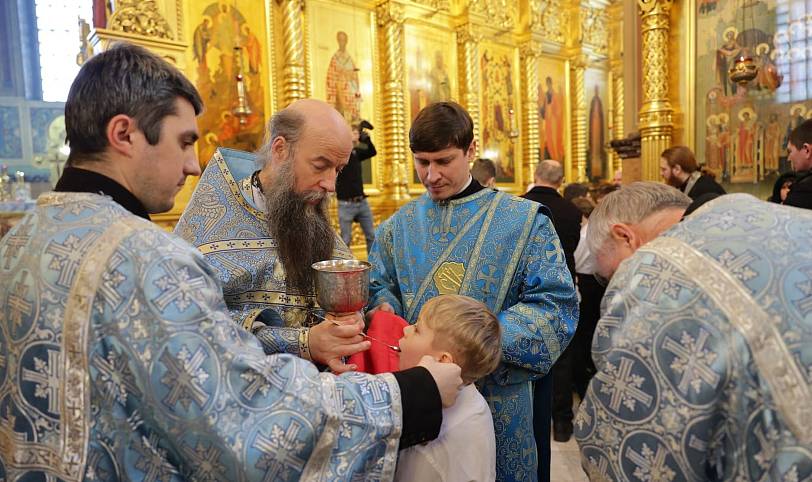 Поездка в Николо-Угрешский монастырь хора мальчиков при Богородицерождественском соборе города Орехово-Зуево