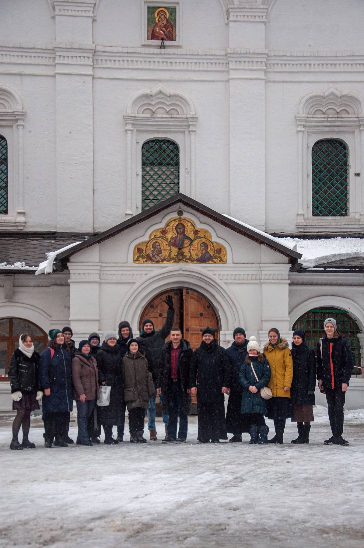 Паломническая поездка молодёжи Троицкого собора г. Щёлково в Сретенский монастырь г. Москвы