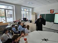 Беседы священника со школьниками в Щёлкове