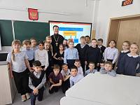 Беседы священника со школьниками в Щёлкове