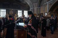 Чтение Великого покаянного канона преподобного Андрея Критского в Преображенском храме микрорайона Саввино