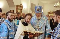 Архиерейское богослужение в Троицком храме г. Реутов 