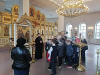 Гимназисты в Казанском храме Павловского Посада