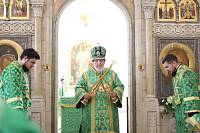 Архиерейское богослужение в Троицком храме города Электроугли 