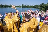 Архиерейское богослужение в Христорождественском храме села Заозерье 