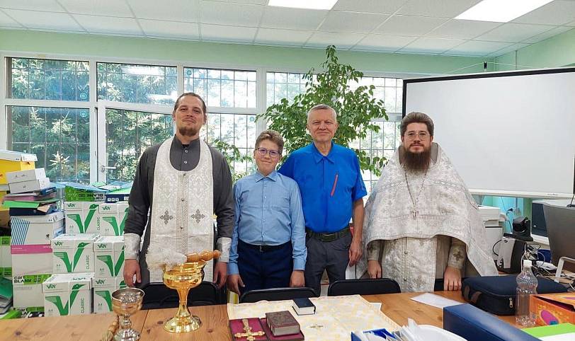 Освящение школы № 5 города Фрязино