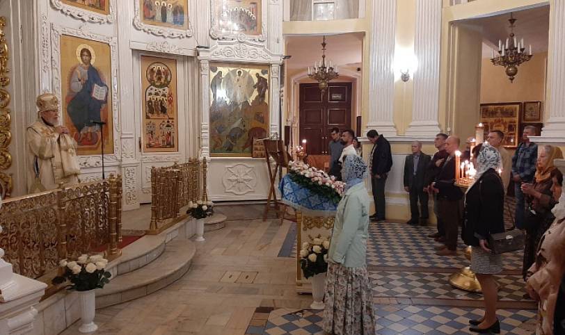 Архиерейское богослужение в Преображенском кафедральном соборе Балашихи