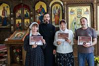 Вручение дипломов и значков участникам акции «Библия за год» в Орехово-Зуеве