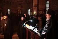 Чтение Великого покаянного канона преподобного Андрея Критского в Троицком храме города Реутова 