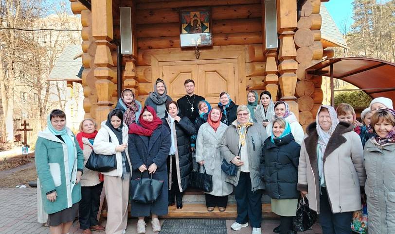 Беседа с учителями в Неопалимовском храме Балашихи